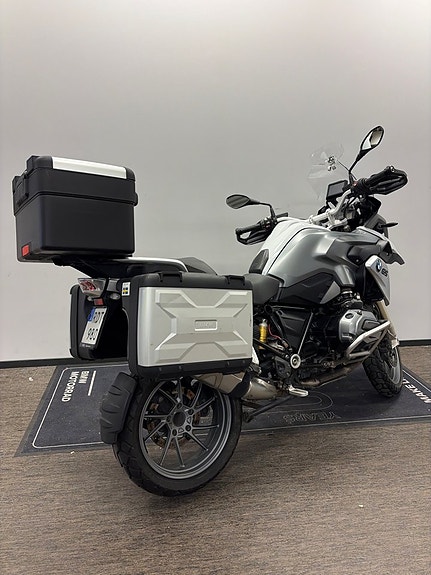BMW R1200GS 3 of 8