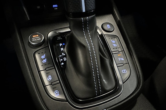 Hyundai Kona 15 of 20