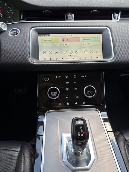 Land Rover Range Rover Evoque 12 of 17