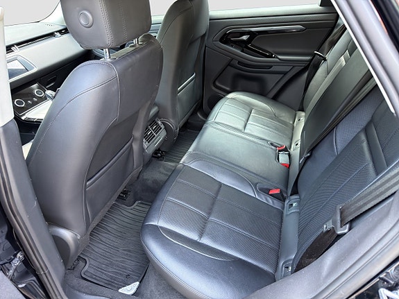 Land Rover Range Rover Evoque 11 of 17