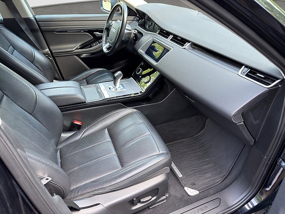 Land Rover Range Rover Evoque 14 of 17