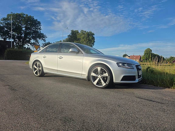 Audi A4 4 of 5