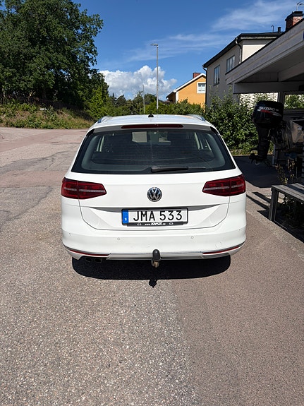 Volkswagen Passat 5 of 6