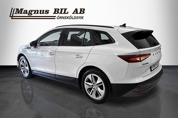 Skoda Enyaq 3 of 5