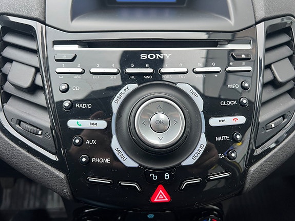 Ford Fiesta 20 of 27