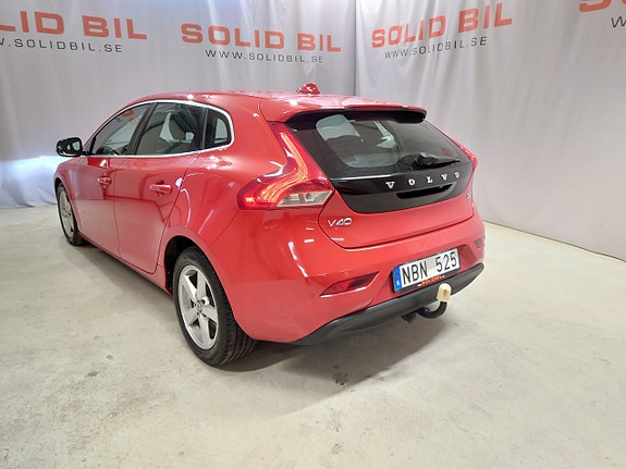 Volvo V40 7 of 14