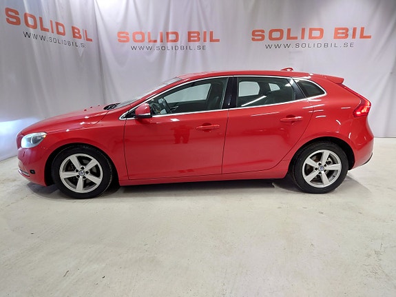 Volvo V40 6 of 14
