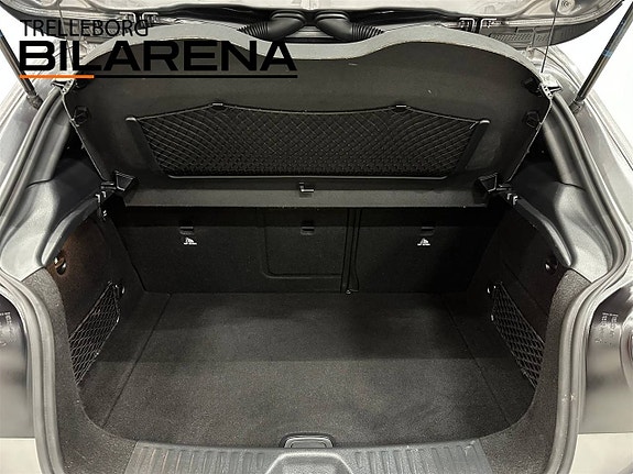 Mercedes-Benz A200 21 of 21