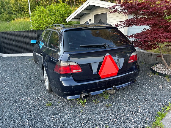 BMW 520d 5 of 8