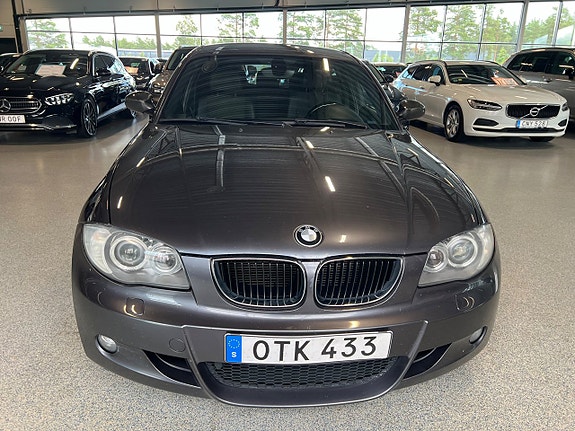 BMW 123d 8 of 16