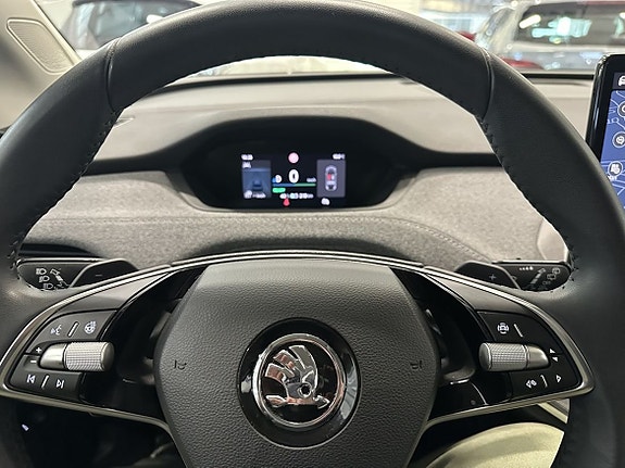 Skoda Enyaq 12 of 21