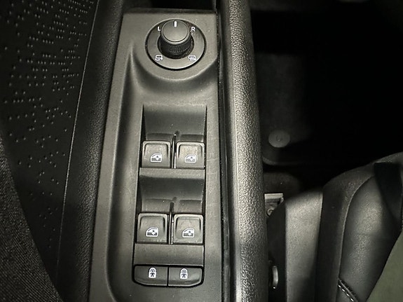 Skoda Enyaq 18 of 21