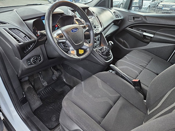 Ford Transit Connect 15 of 24