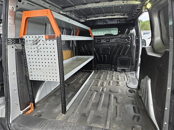 Ford Transit Connect 13 of 24
