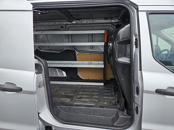 Ford Transit Connect 14 of 24