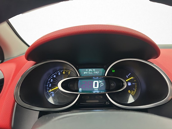 Renault Clio 15 of 29