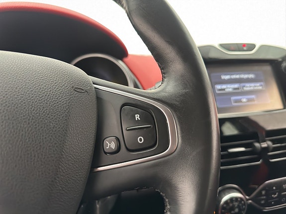Renault Clio 16 of 29