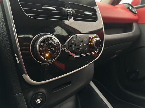 Renault Clio 20 of 29