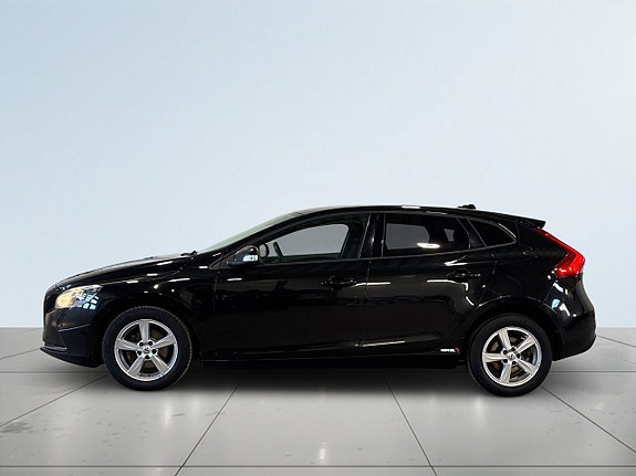 Volvo V40 3 of 5