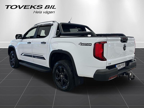 Volkswagen Amarok 3 of 5