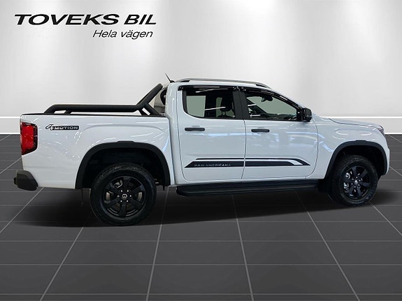 Volkswagen Amarok 6 of 11