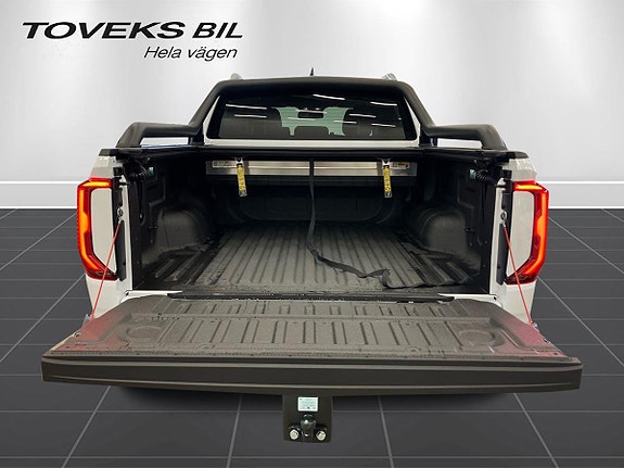 Volkswagen Amarok 11 of 11