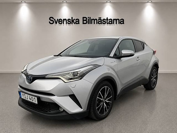 Toyota C-HR 2 of 13