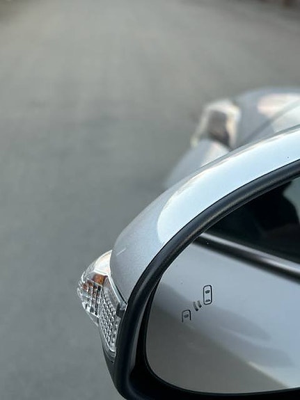 Toyota C-HR 9 of 13