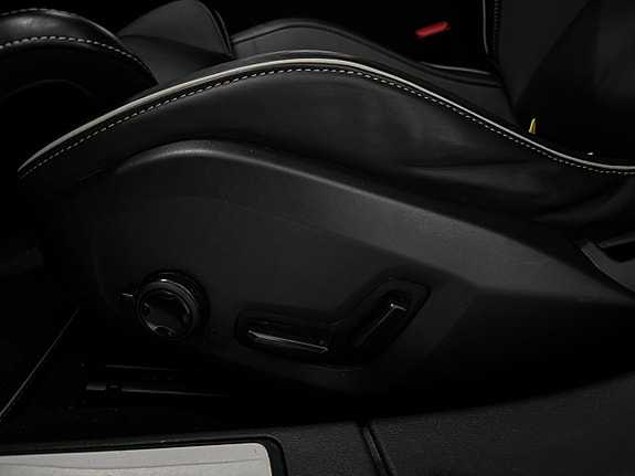 Volvo V60 9 of 18