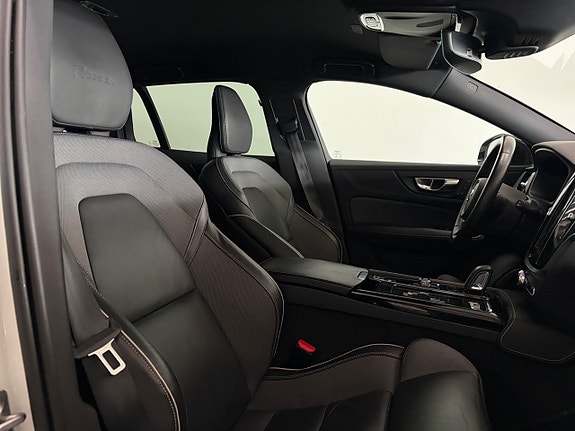 Volvo V60 7 of 18