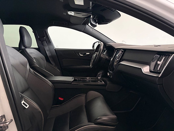 Volvo V60 6 of 18
