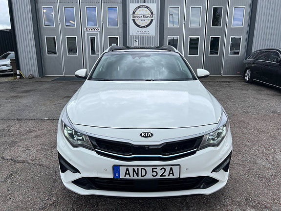 Kia Optima 2 of 5
