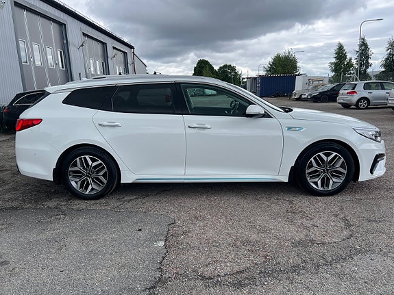 Kia Optima 17 of 22