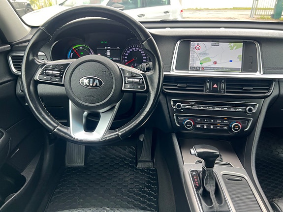 Kia Optima 8 of 22