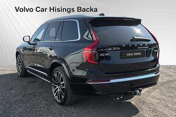 Volvo XC90 5 of 13