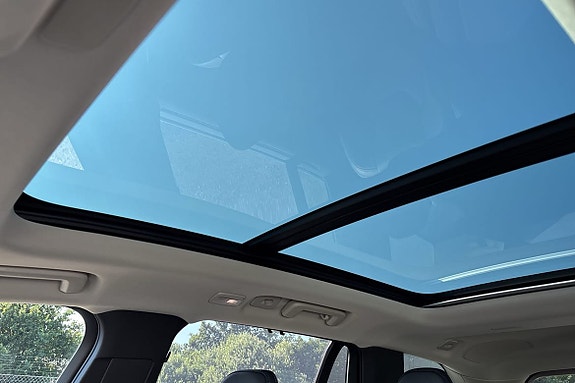 Volvo XC90 13 of 13