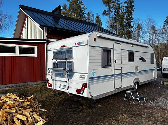 Adria Classica 613 pk barnkammare 2 of 14