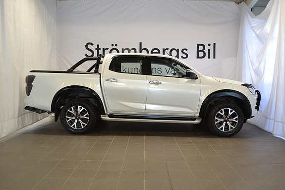 Isuzu D-max 2 of 5