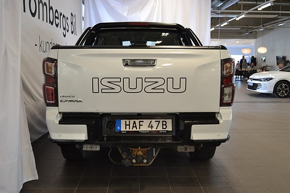 Isuzu D-max 4 of 5