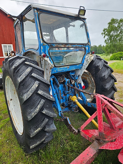 Ford Ford 5000 4 of 5