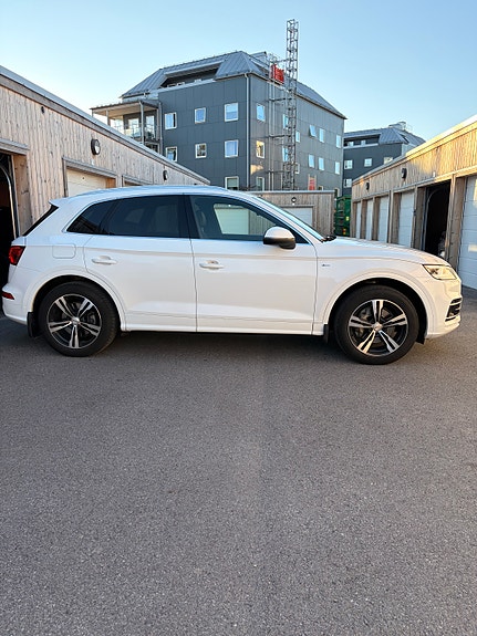Audi Q5 5 of 5