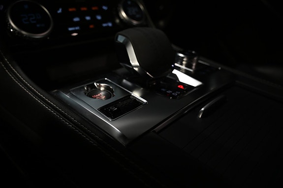 Jaguar F-PACE 15 of 21