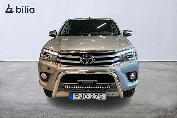 Toyota HiLux 6 of 26