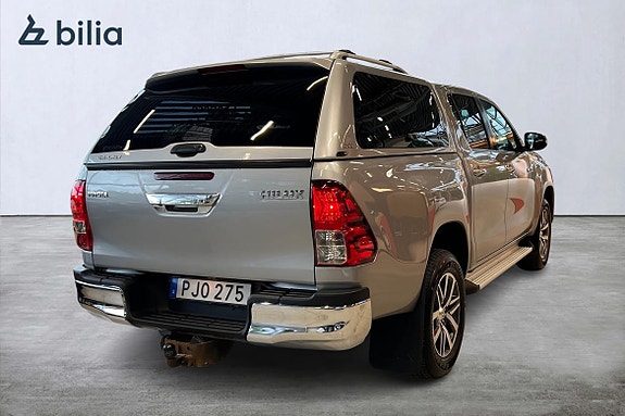 Toyota HiLux 18 of 26