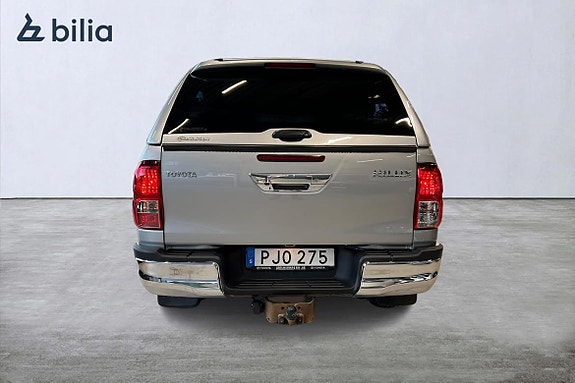 Toyota HiLux 5 of 26