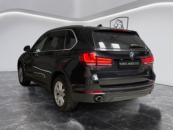 BMW X5 3 of 5