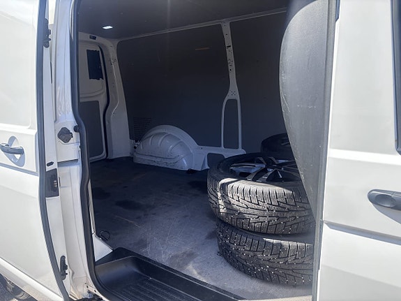 Volkswagen Transporter 4 of 5