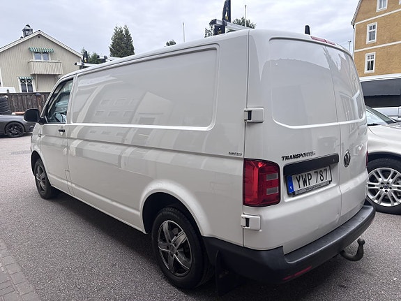 Volkswagen Transporter 2 of 5