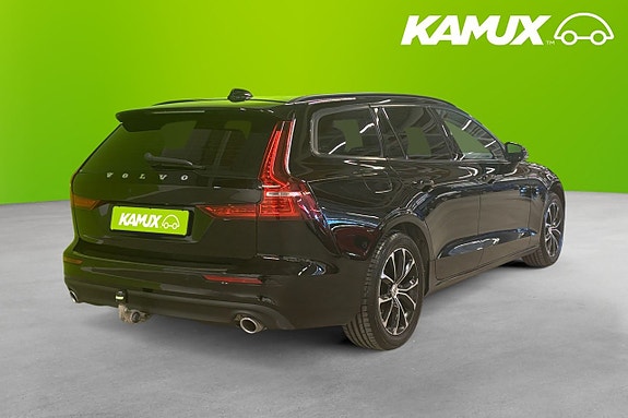 Volvo V60 4 of 5