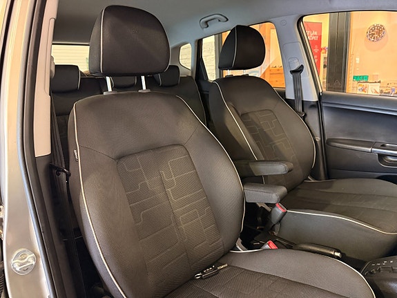 Kia Venga 14 of 22